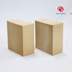 VOCs catalyst for CO